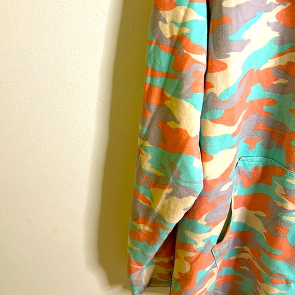 Denim House pastel camouflage hoodie size M long sleeves blue pink cream… - Picture 6 of 10